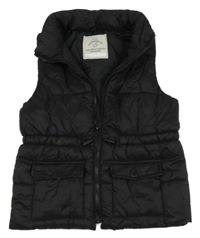 Čierna šušťáková zateplená vesta s vreckami George