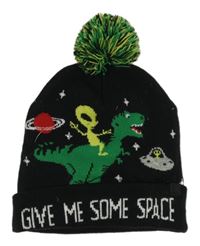 Černá čepice s dinosaurem a ufo 