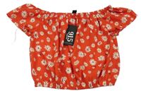 Nové - červená crop halenka s květy New Look