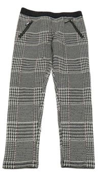 Čierno-svetlošedá -červeno-staroružové kockované vzorované úpletové tregínové nohavice so zipy Nutmeg