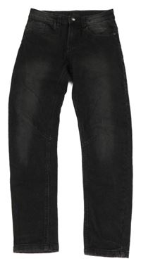 Čierne rifle Y.F.K.