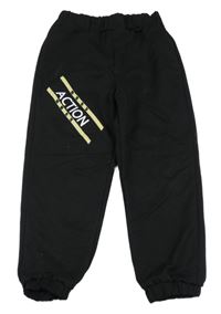 Černé tepláky s nápisem Shein