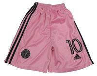 Růžovo-černé sportovní kraťasy s pruhy a číslem Adidas 