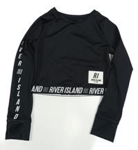 Čierne športové crop tričko s nápismi River Island