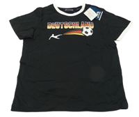 Nové - Černo.bílé tričko s futbalovým loptou a nápisom Active