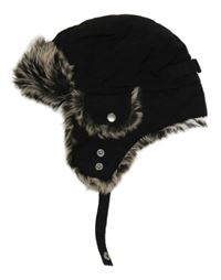 Černá šusťáková zateplená beranice s kožešinou 