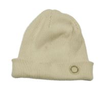 Světlebéžová žebrovaná čepice s nášivkou 