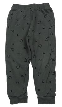 Tmavosivé tepláky s obrazci George