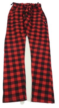 Červeno-čierne kockované legíny