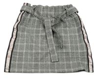 Sivo-čierno-ružová kockovaná sukňa s pruhmi s nápismi a opaskom Page One Young