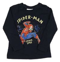 Tmavomodré tričko so Spidermanem Marvel