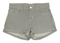 Bielo-čierne pruhované rifľové kraťasy H&M