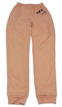 Lososové tepláky s nápisom