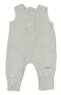 Biely prešívaný overal s kapsičkou