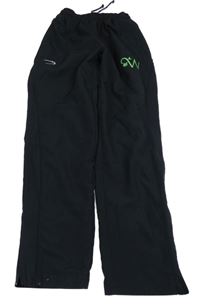 Čierne šušťákové športové podšité nohavice s písmenkom squadkit