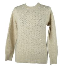 Dámsky béžový děrovaný sveter s perlami 17&Co