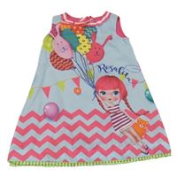 Světlemodro-ružové plátenné šaty s balonky a dívkou