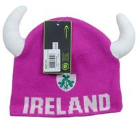 Neónově ružová čapica s rohy - Irsko