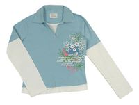 Světlemodro-bílé polo triko s květy a jahůdkami a límečkem 