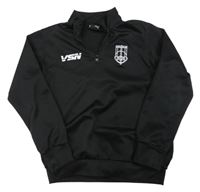 Černá sportovní mikina s nápisem 