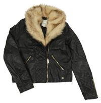 Čierny crop krivák s odepínacím kožušinovým golierom River Island