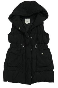 Černá šusťáková zateplená vesta s kapucí River Island