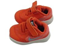 ČErvené botasky Nike vel.17