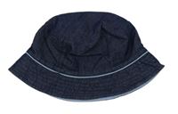 Tmavomodrý rifľový obojstranný klobúk