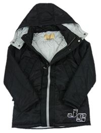 Čierna šušťáková zateplená jarná bunda s kapucňou