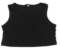 Čierny rebrovaný crop top