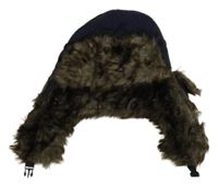 Tmavomodrá šusťáková zateplená beranice s kožešinou