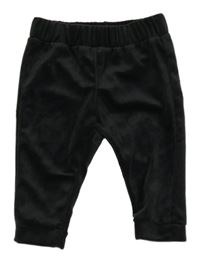 Čierne plyšové tepláky C&A