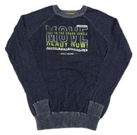 Tmavomodrý ľahký sveter s nápismi Y.F.K.