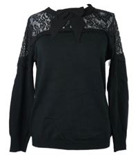 Dámský černý svetr s krajkovým výstřihem a mašlí 