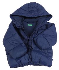 Tmavomodrá šušťáková zimná bunda s volánikom a kapucňou Benetton