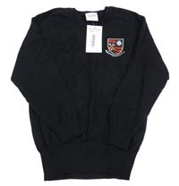 Nové - Čierny sveter s výšivkou Performa