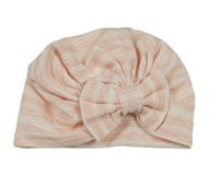 Světlerůžovo-bílá pruhovaná turbanová čepice s mašlí 