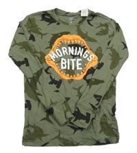 Nové - Khaki pyžamové tričko so žralokmi a nápisom GAP