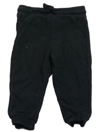 Černé tepláky F&F