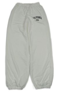 Biele tepláky s nápisom Shein