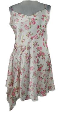 Nové - Dámske biele kvetované saténové šaty Primark