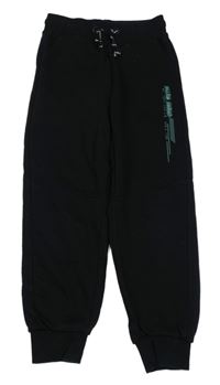 Černé tepláky s čísly a nápisy Pepperts!