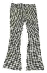 Čierno-biele vzorované flare teplákové nohavice C&A