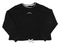 Čierna oversize crop mikina s nápisom M&S