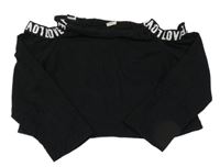 Čierne crop tričko s nápismi Shein