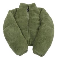 Khaki prošívaná huňatá zateplená crop bunda New Look