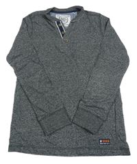 Antracitové mikinotriko s nášivkou a golierikom C&A