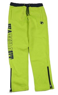 Limetkové tepláky s nášivkou a nápisem Kids