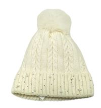 Krémová pletená čepice s kamínky s perlami a bambulí