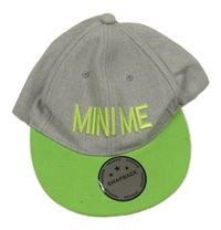 Šedo-neonově zelená kšiltovka s nápisem